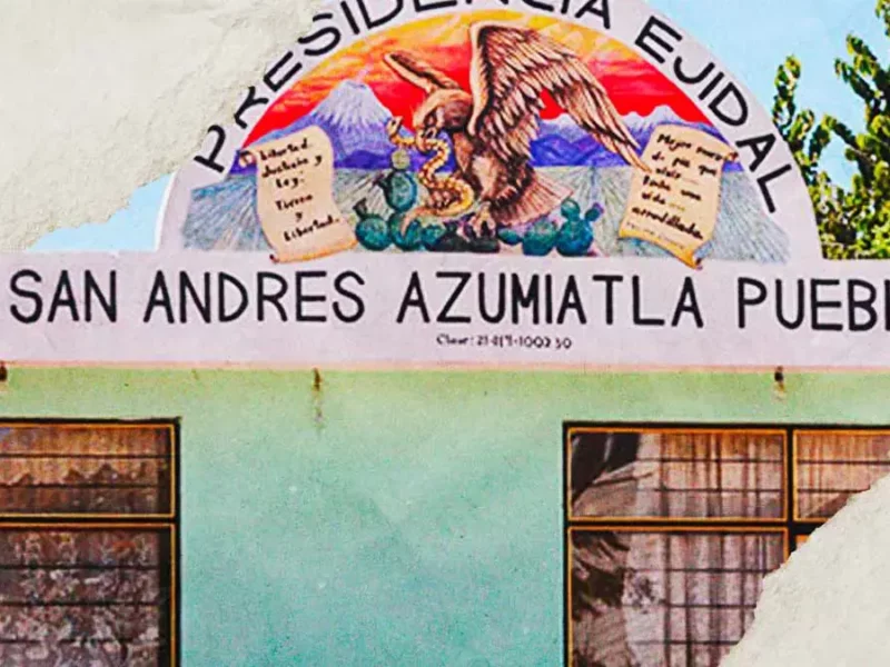 Hombre es asesinado a machetazos dentro de su camioneta, en San Andrés Azumiatla, Puebla