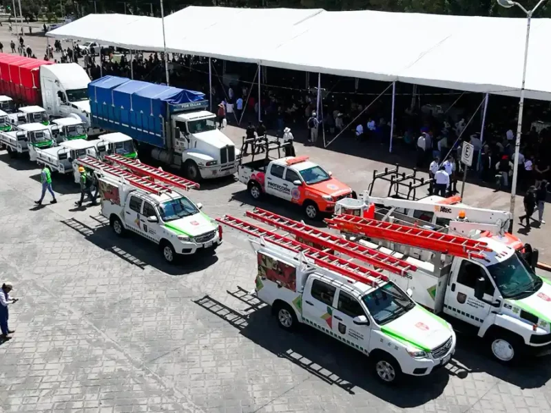 Alejandro Armenta y Roberto Solís entregan apoyos y dan banderazo a nuevas unidades vehiculares para fortalecer el desarrollo de Huejotzingo