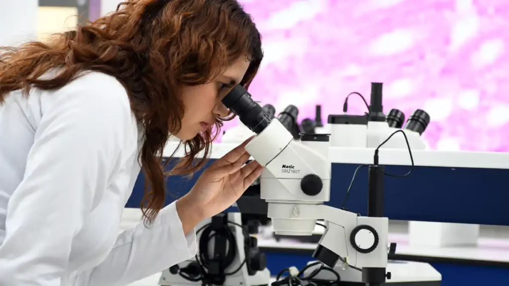 CU2: referente en innovación científica y formación de alta especialidad