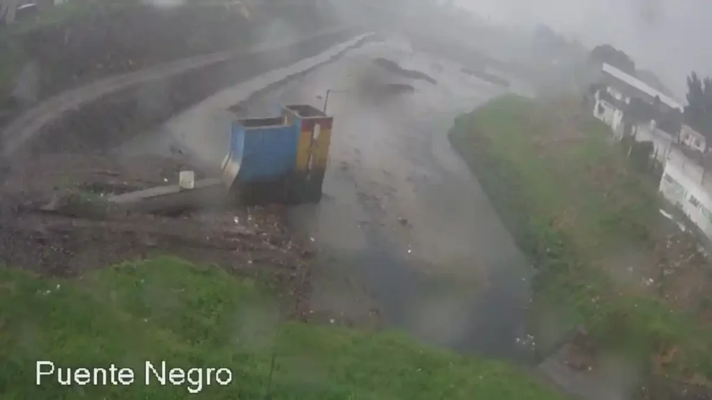 Ayuntamiento de Puebla mantiene monitoreo hidrometeorológico: lluvias moderadas y afluentes Controlados
