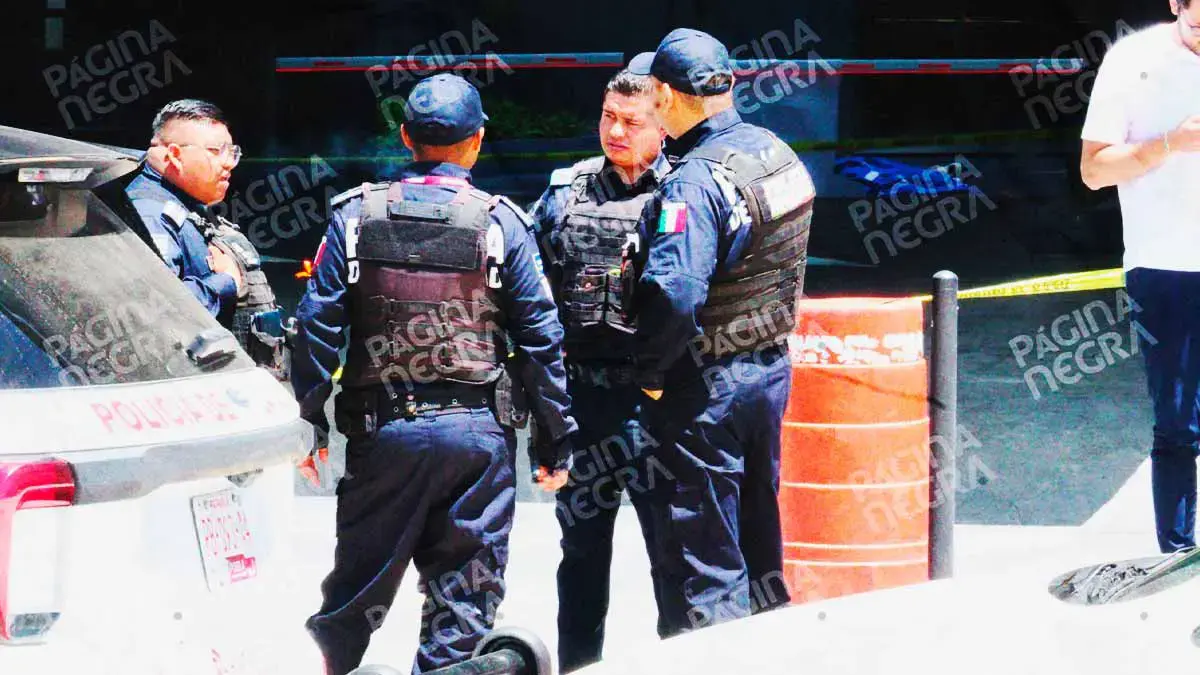 Joven murió al arrojarse desde Punta Alta hacia estacionamiento de Torre Platea, Puebla