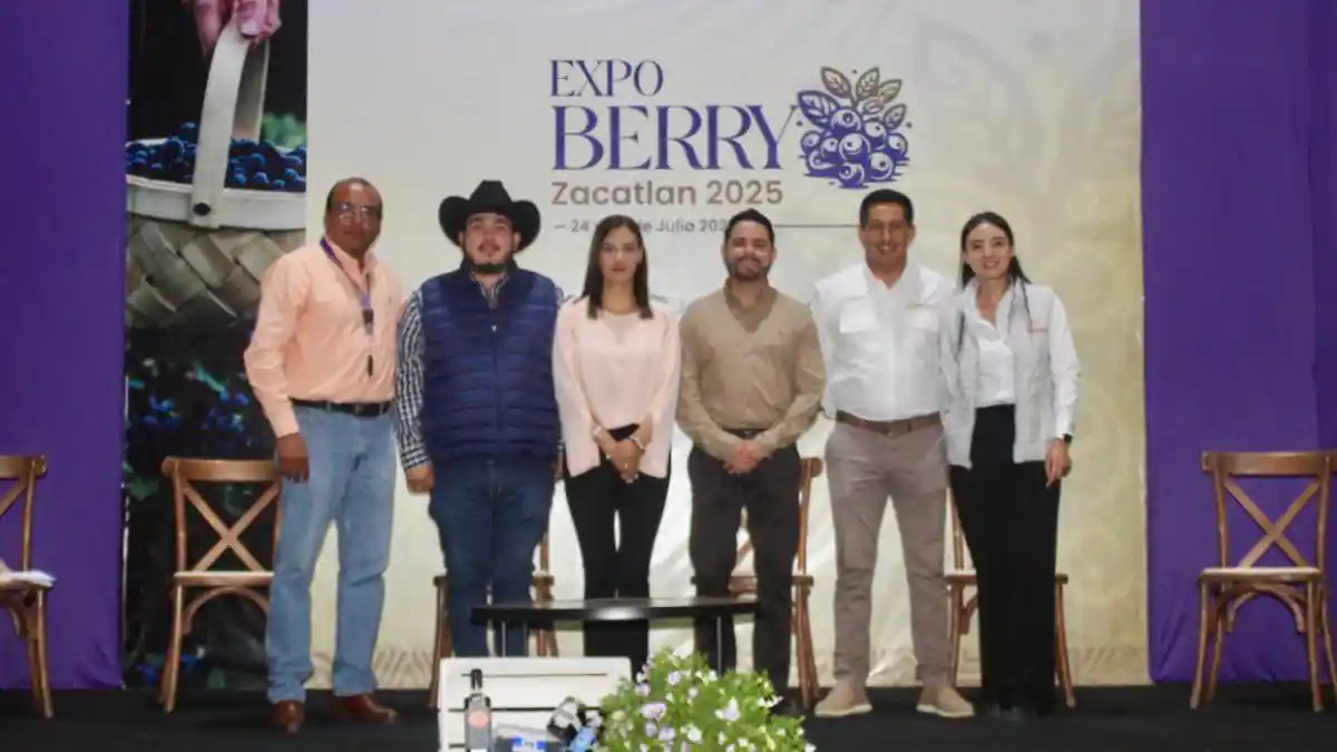 ExpoBerry Zacatlán: Ayuntamiento reconoce valor de productores de berries