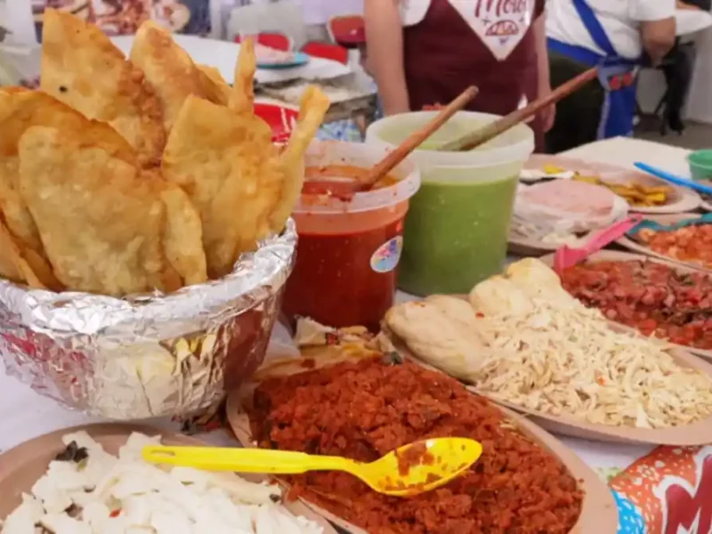 Tonantzin Fernández inaugura la Feria del Molote 2025 en San Pedro Cholula