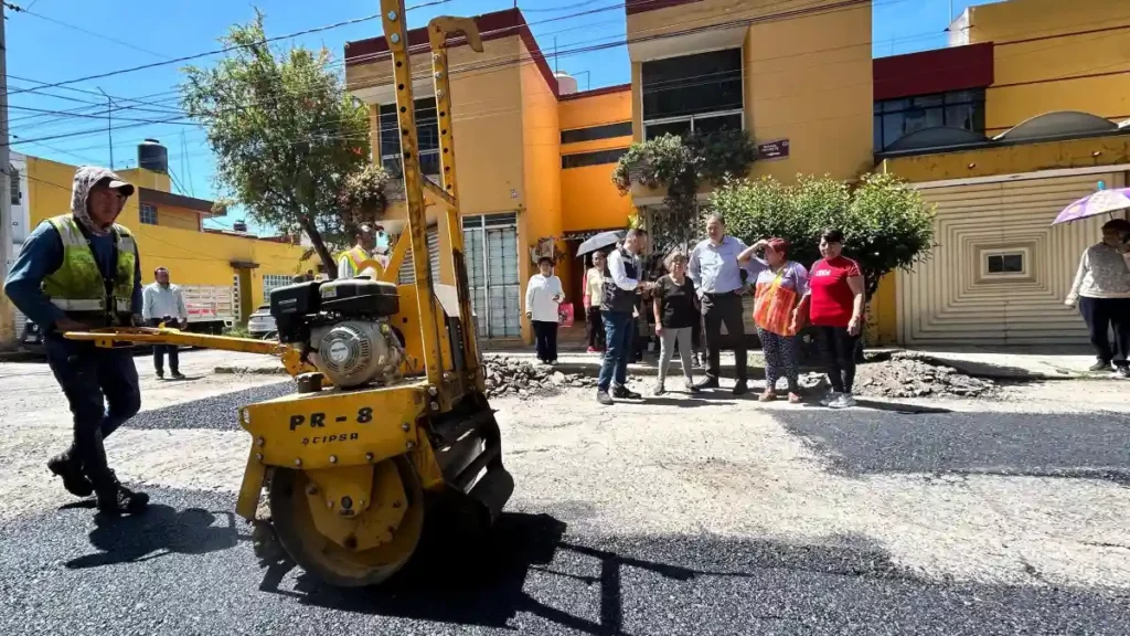 Supervisa Gobierno de la Ciudad avances de la campaña Bacheando Puebla en juntas auxiliares