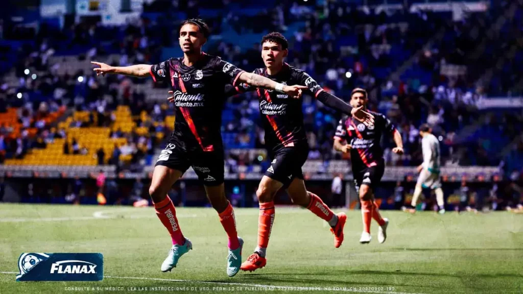 Club Puebla derrota a Santos Laguna; consiguen sus primeros tres puntos en el Apertura 2025