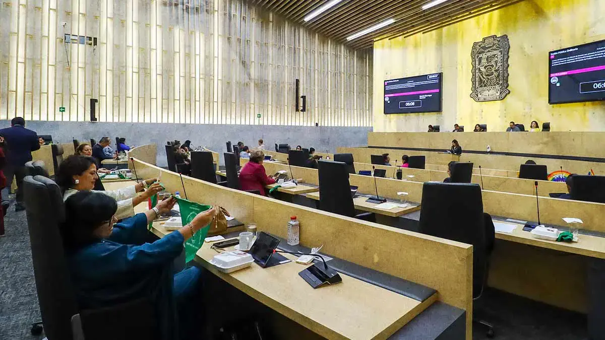 Presentan reforma en el Congreso de Puebla para aplicar la revocación de mandato