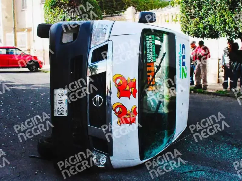 Choque entre Ruta S3 y camioneta deja cuatro lesionados en el Barrio de Santiago, Puebla