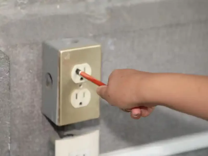 Emite Gobierno de la Ciudad recomendaciones para prevenir accidentes eléctricos en vacaciones