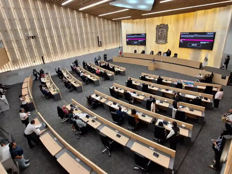 Productivo trabajo de la LXII Legislatura con 216 aprobaciones