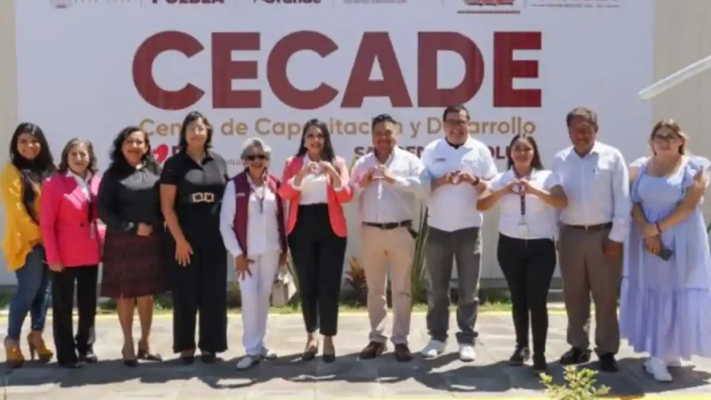 Reafirma Tonantzin Fernández su compromiso con la educación en San Pedro Cholula