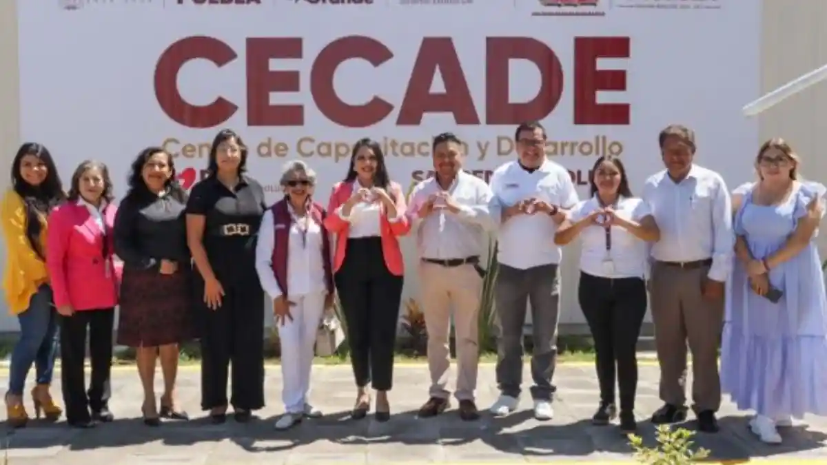 Reafirma Tonantzin Fernández su compromiso con la educación en San Pedro Cholula
