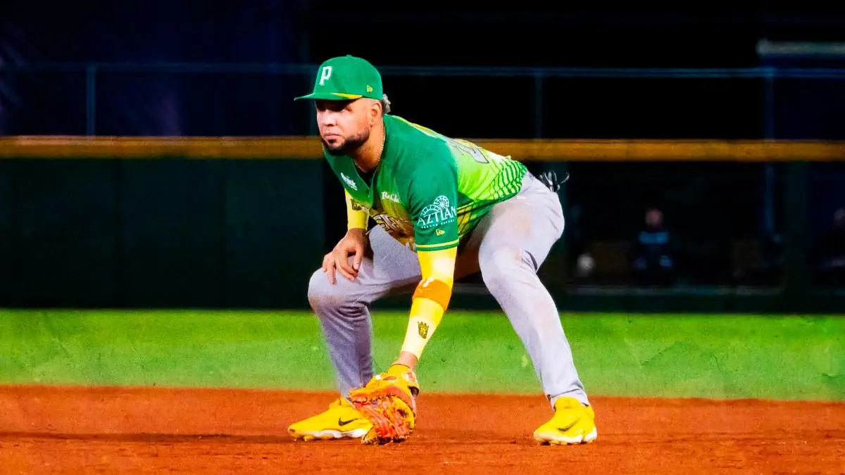Estamy Ureña comanda triunfo de los Pericos de Puebla sobre los Conspiradores de Querétaro