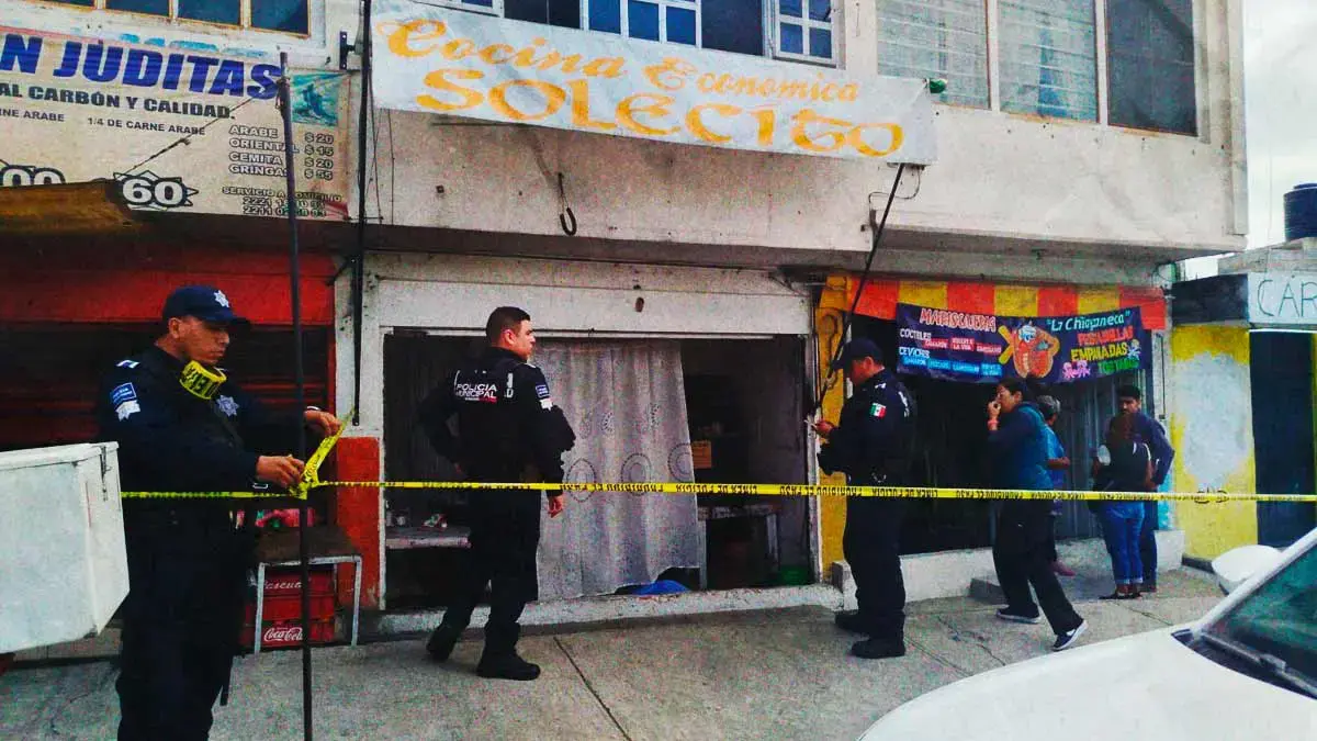 Motosicarios ejecutan a custodio a unos pasos del penal de San Miguel en Puebla