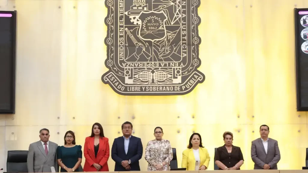 Impulsan en Congreso iniciativa para promover artesanías poblanas a nivel internacional
