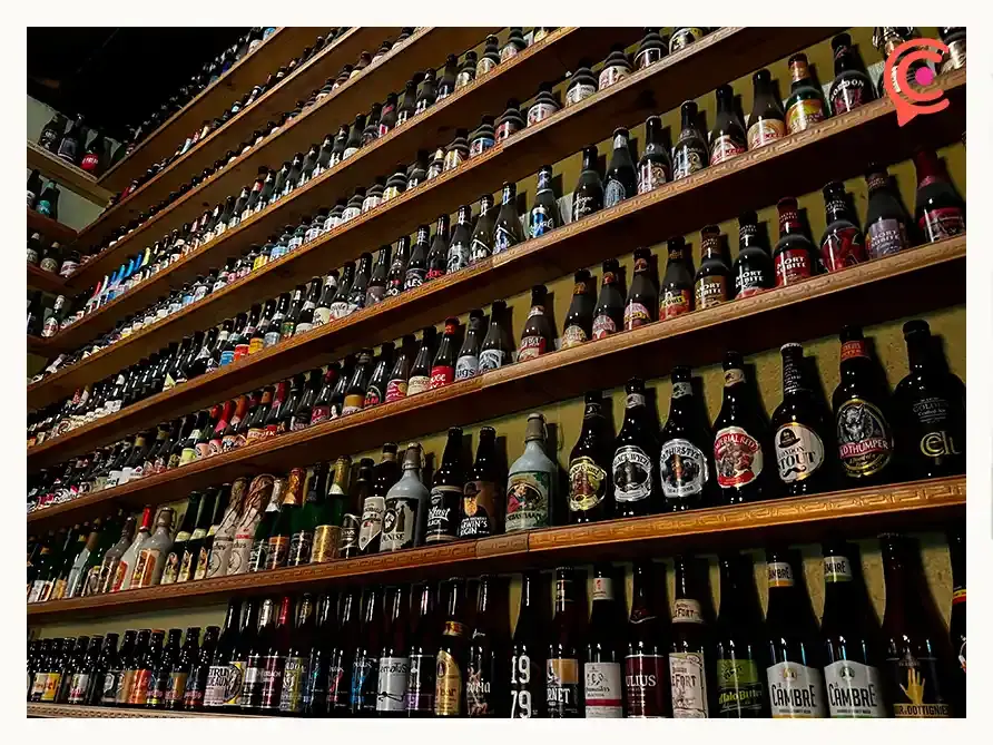 Festeja el Día de la Cerveza en bar Utopía en Puebla con 100 marcas diferentes