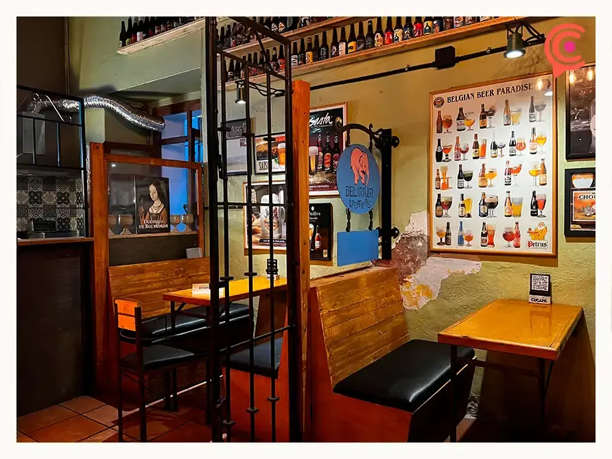 Festeja el Día de la Cerveza en bar Utopía en Puebla con 100 marcas diferentes