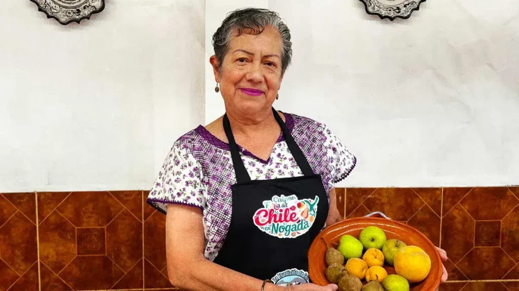 Disfruta los auténticos Chiles en Nogada en “La Tradición de las Abuelitas” de Calpan