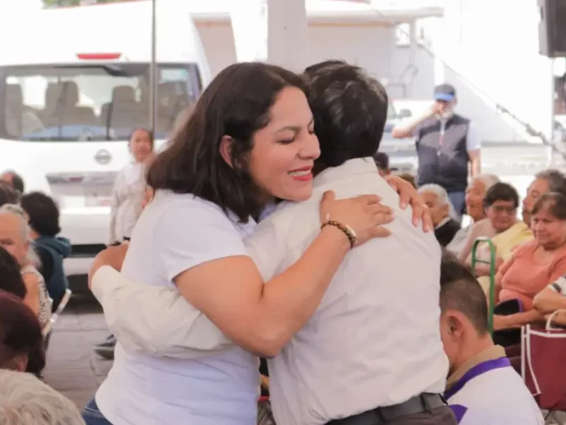 Continúa Lupita Cuautle con entrega de apoyos alimentarios a familias sanandreseñas