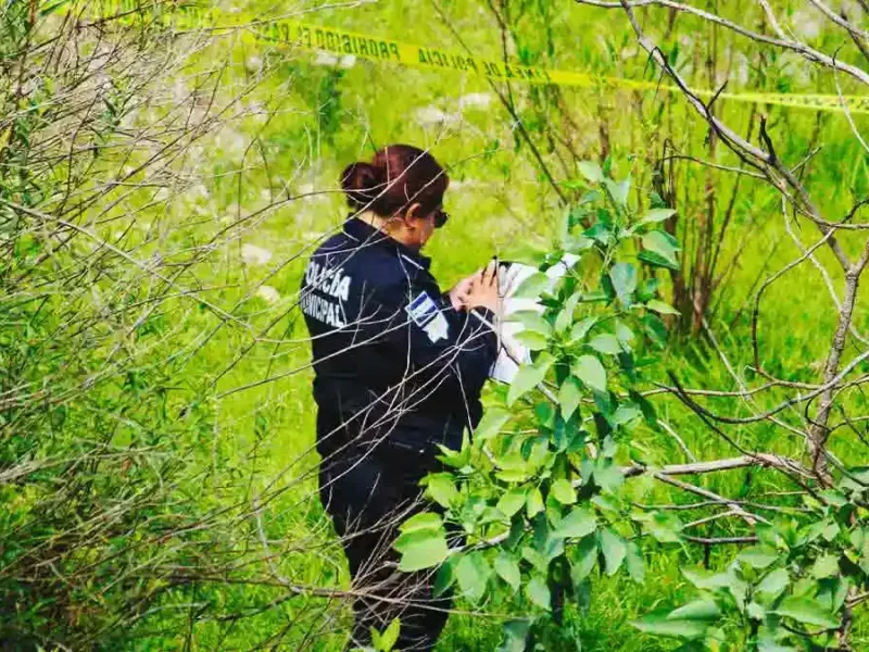 Abandonan cadáver dentro de contenedor de basura en San Jerónimo Caleras, Puebla 