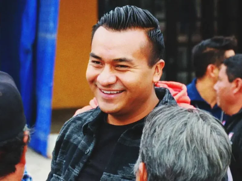 Roberto Solís exhibe megafraude del Mercado de las Flores en Huejotzingo; líder entregó predios ilegales