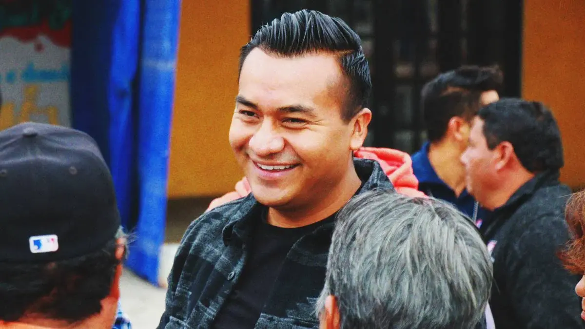Roberto Solís exhibe megafraude del Mercado de las Flores en Huejotzingo; líder entregó predios ilegales