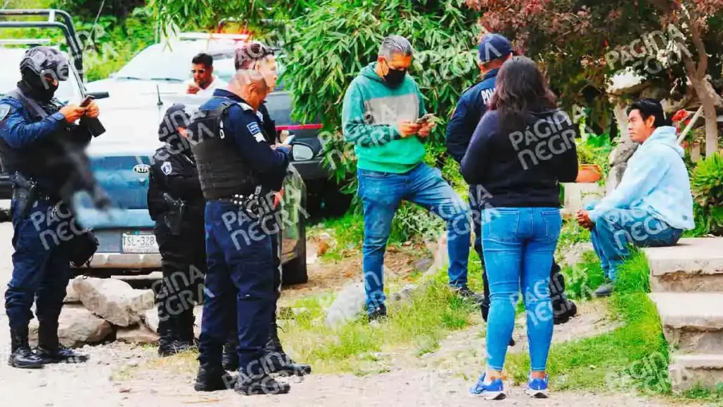 Jardinero encuentra cadáver dentro de una cisterna en Tres Cruces, Puebla; iba a cortar hierba