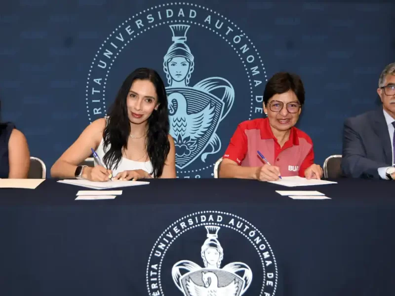 Encabeza la Rectora Lilia Cedillo firma de convenio con la Smadsot del estado