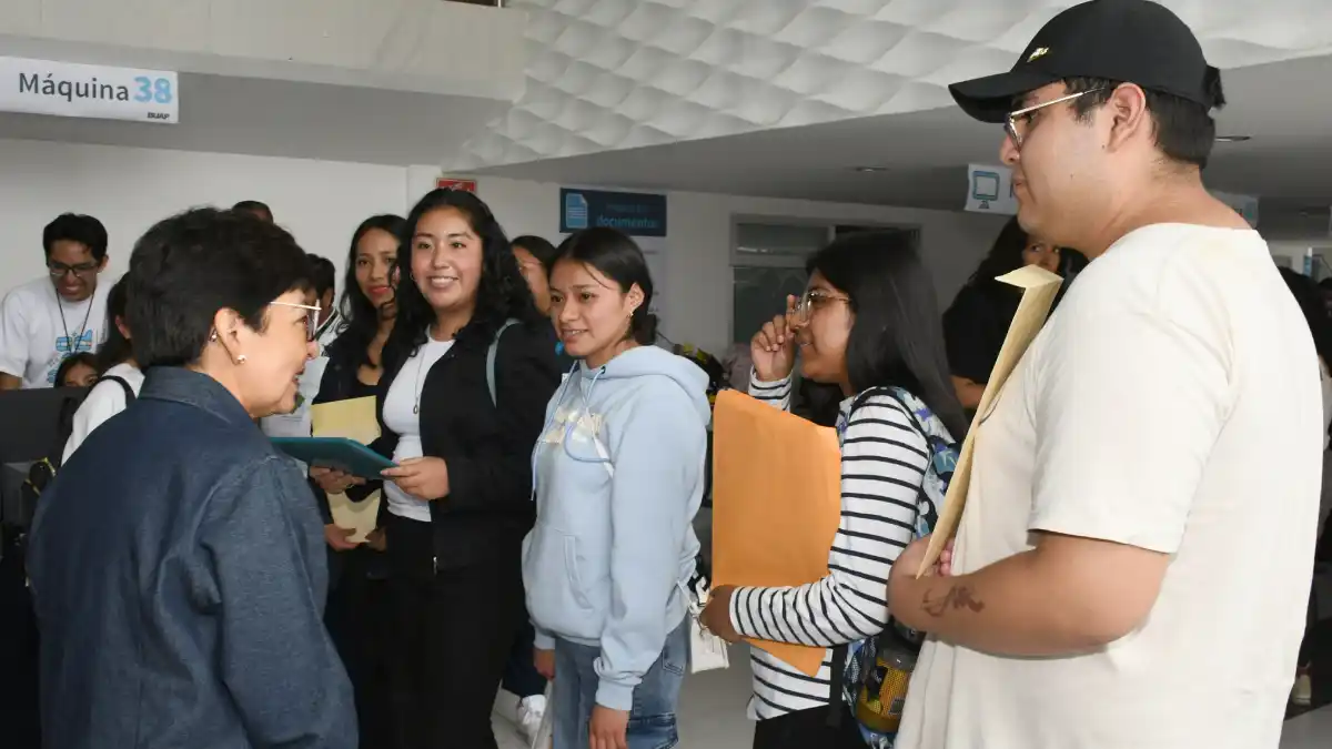 Casi 9 mil jóvenes inician inscripción al nivel superior de la BUAP