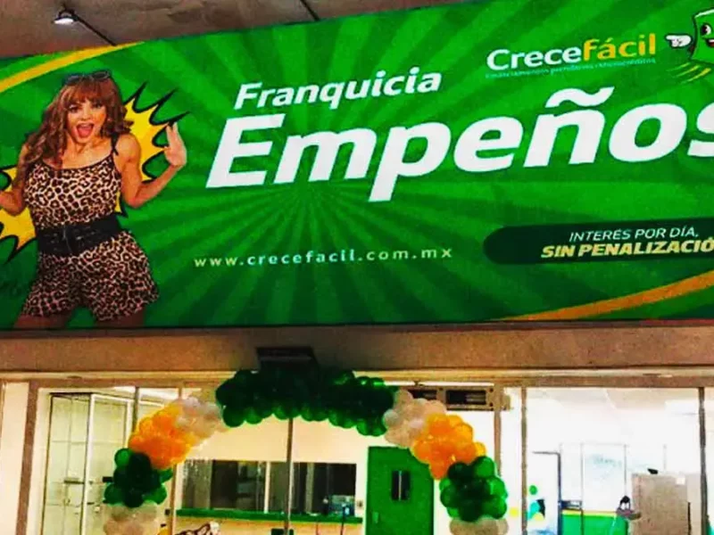 Asaltan a cuentahabiente dentro de casa de empeño Crece Fácil en Plaza San Pedro, Puebla