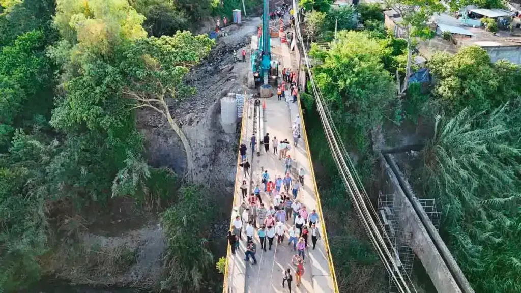 Ariadna Ayala inicia la rehabilitación del puente Las Vigas en Atlixco