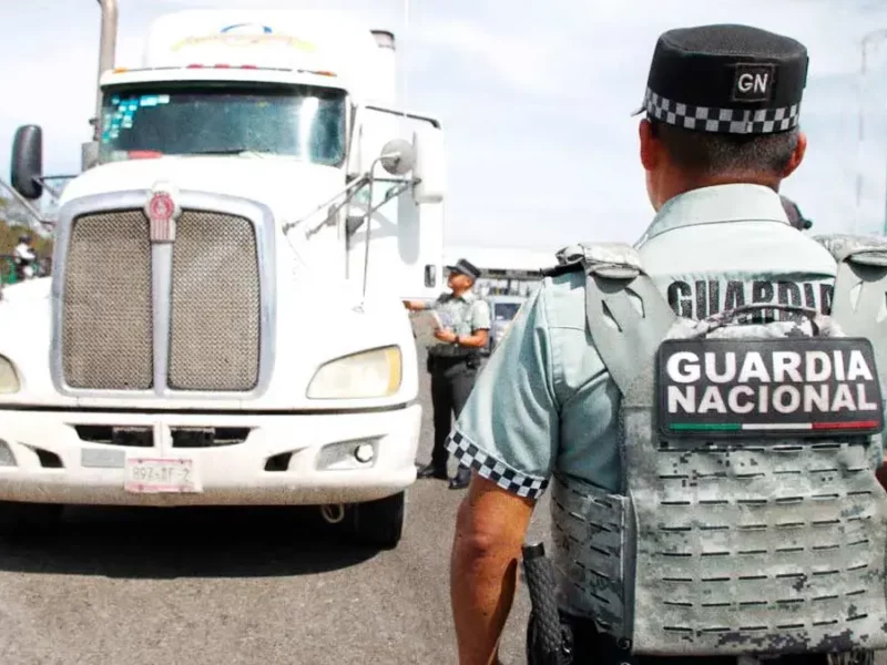 Detienen agente de la Guardia Nacional por robo de hidrocarburo en Xicotepec de Juárez