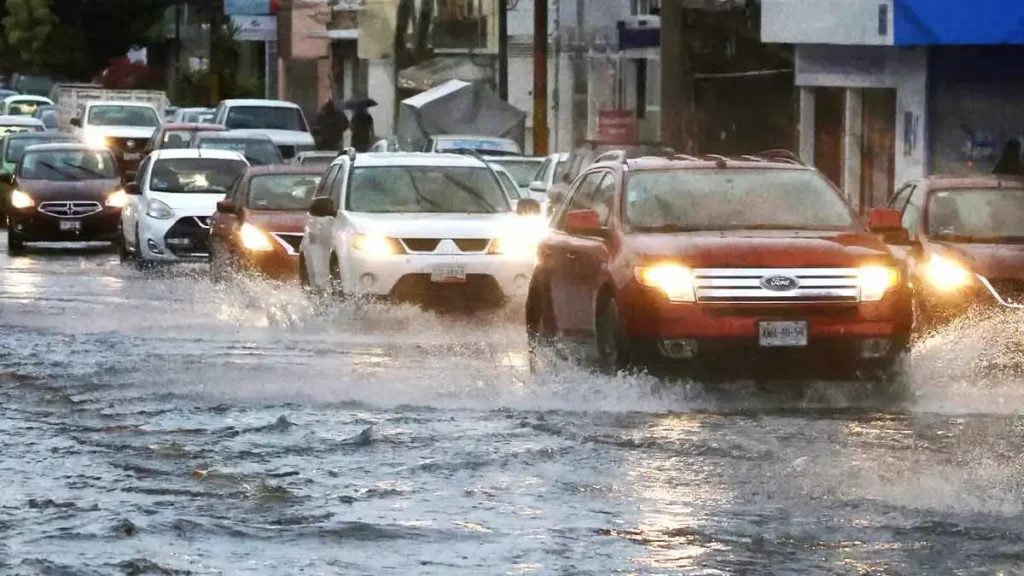 Puebla sufre granizadas e inundaciones; lluvias continuarán este fin de semana