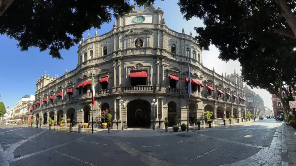 Exhorta Gobierno de la Ciudad a extremar precauciones con medicamentos para evitar accidentes en casa durante temporada vacacional