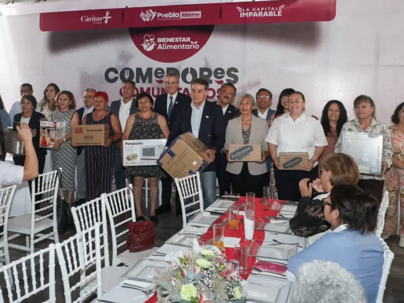 Encabeza Pepe Chedraui la entrega de apoyos a comedores comunitarios