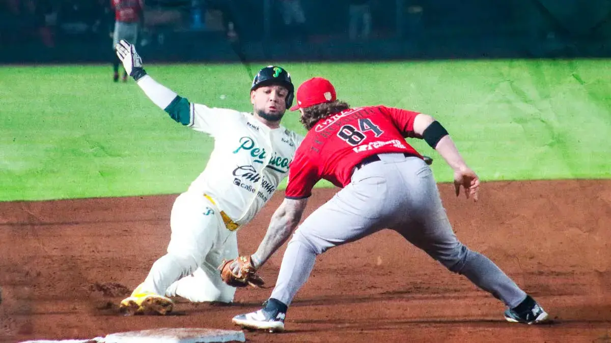 Pericos de Puebla en riesgo de eliminación tras perder ante Piratas de Campeche