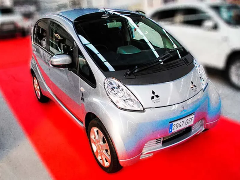Flotilla piloto de autos eléctricos Olinia fabricados en Puebla, se presentará en junio 2026