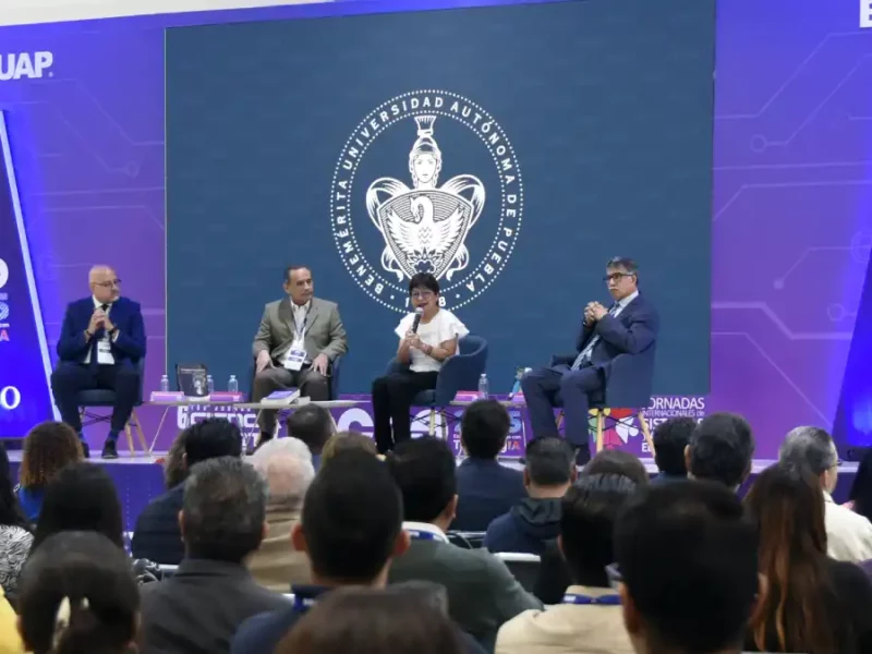 Los docentes deben estar a la vanguardia y a la altura de las exigencias actuales: Rectora Lilia Cedillo