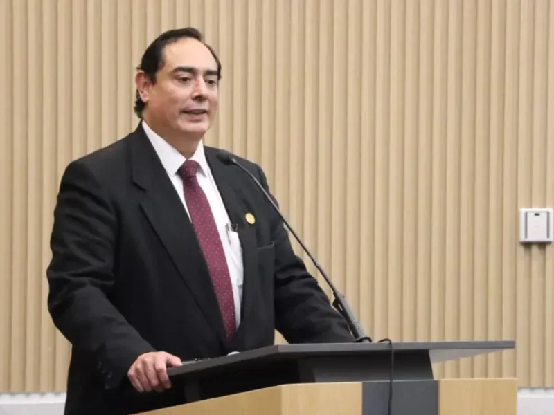 Voluntariado del Congreso Realiza Conferencia Magistral sobre “La Historia del Derecho Notarial en Puebla”