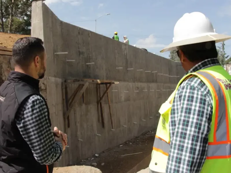 Supervisa Gobierno de la Ciudad construcción de muro de contención en límites del Río Alseseca