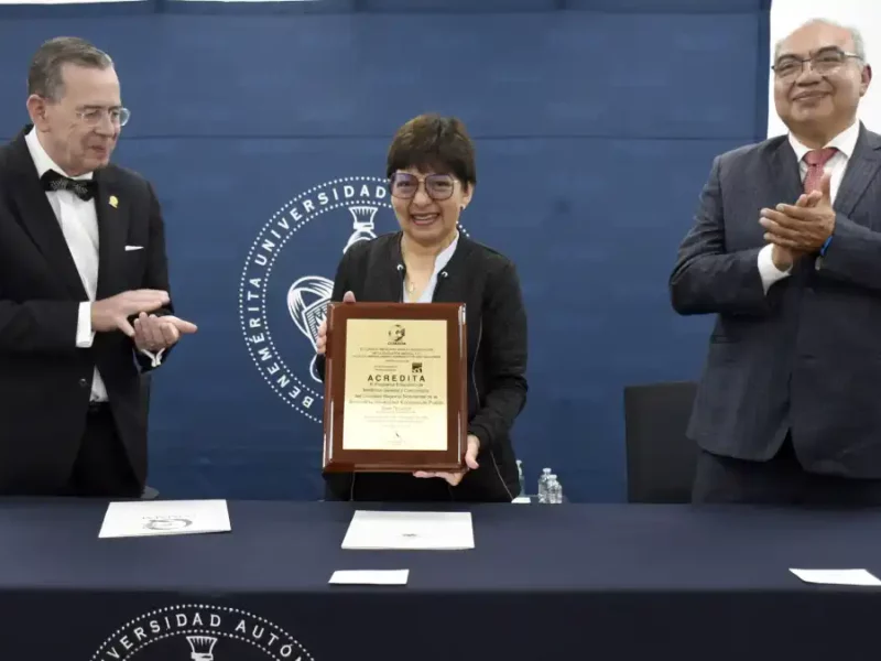 Licenciatura en Medicina General y Comunitaria de la BUAP recibe acreditación internacional de Comaem