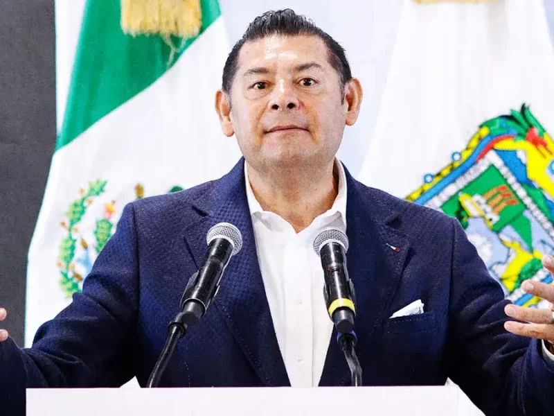 Alejandro Armenta descarta participación de familiares en elecciones de 2027 y 2030