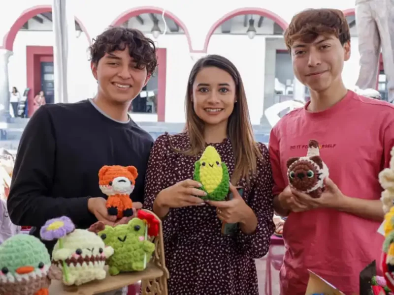 Más de 50 emprendimientos participaron en el Mercadito de las Juventudes