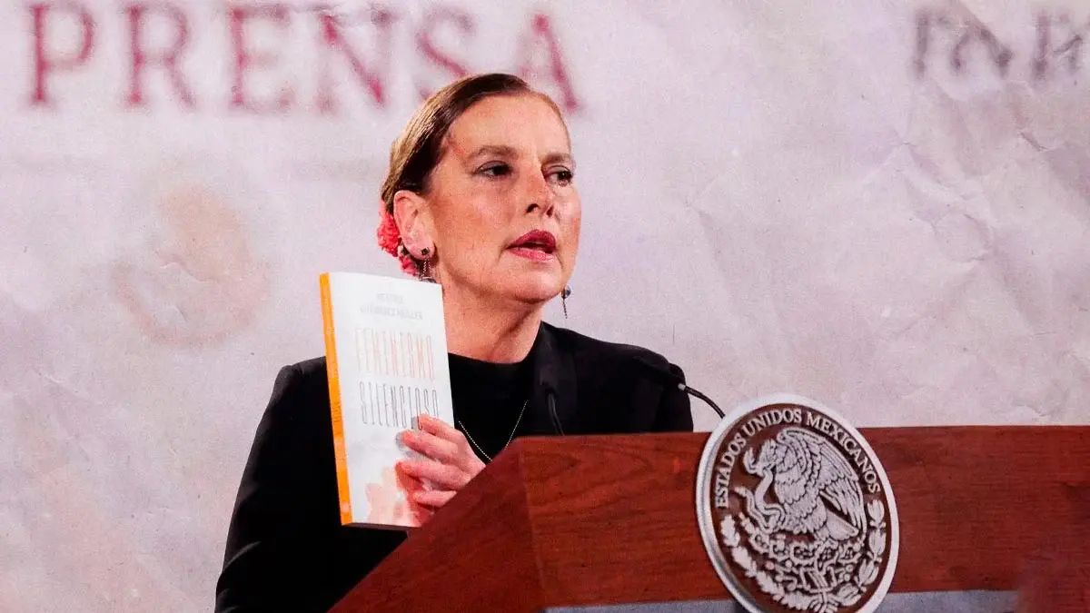 Con carta pública, Beatriz Gutiérrez Müller negó que vaya a vivir a España