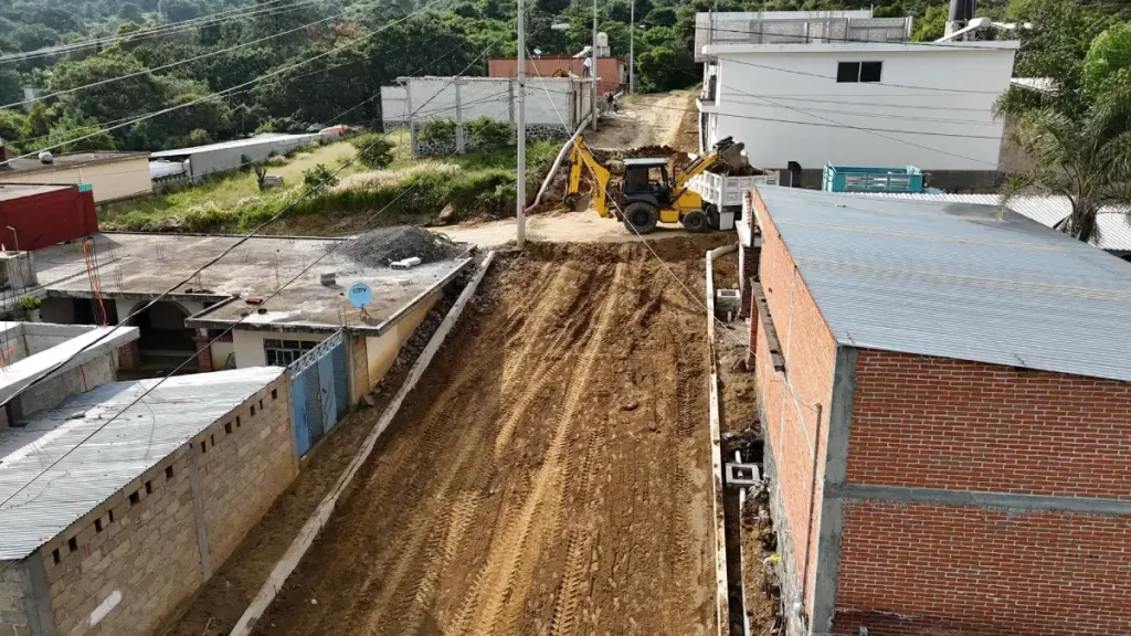 Ariadna Ayala, presidenta de Atlixco, reafirma su compromiso con a Agrícola Ocotepec e inicia obra con sentido social