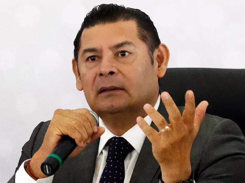 Alejandro Armenta descarta participación de su familia en procesos electorales para evitar nepotismo en Puebla