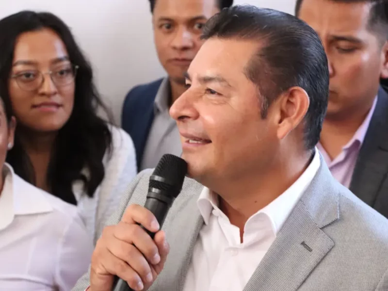 Cercanía y trabajo, el compromiso con el pueblo, afirma Laura Artemisa