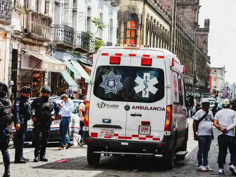 Tras enfrentamiento, Segom de Puebla presentará denuncia contra ambulantes de la “11 de Marzo”
