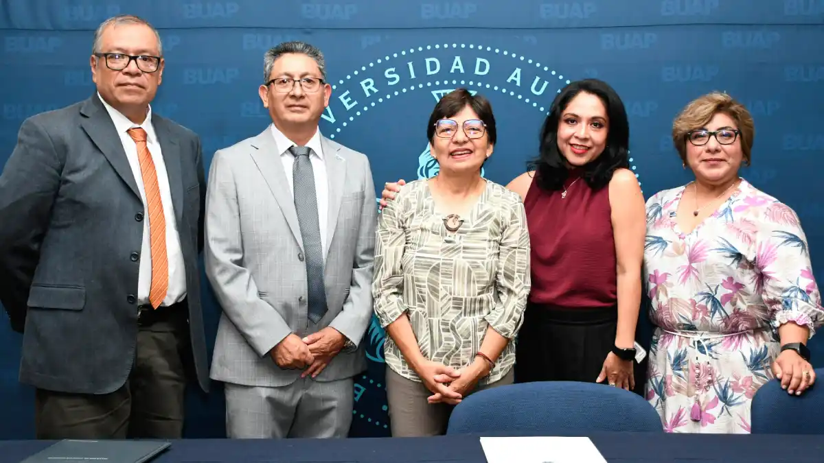 Destaca la Rectora Lilia Cedillo actividad científica en la FCQ