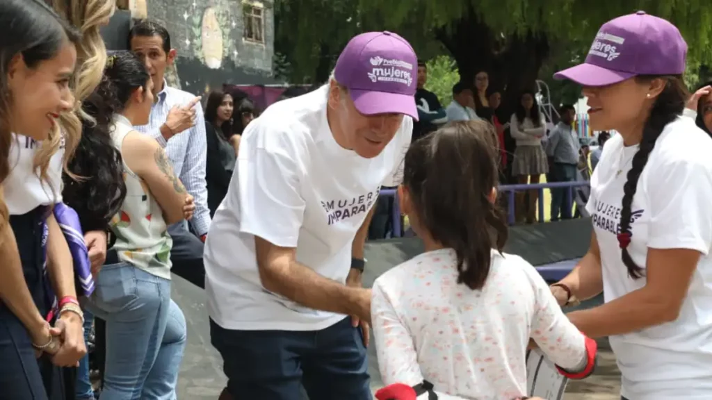 Pepe Chedraui impulsa jornada juvenil de mujeres con arte urbano para el rescate de espacios públicos
