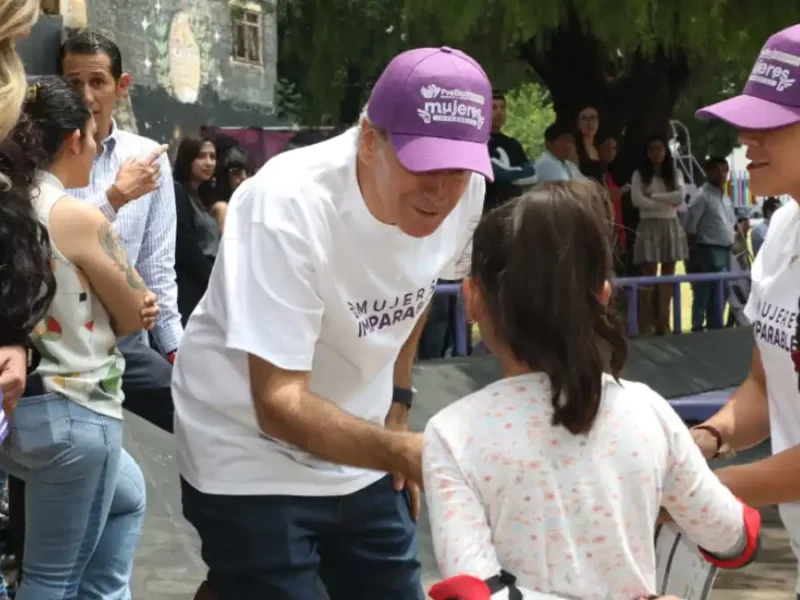Pepe Chedraui impulsa jornada juvenil de mujeres con arte urbano para el rescate de espacios públicos
